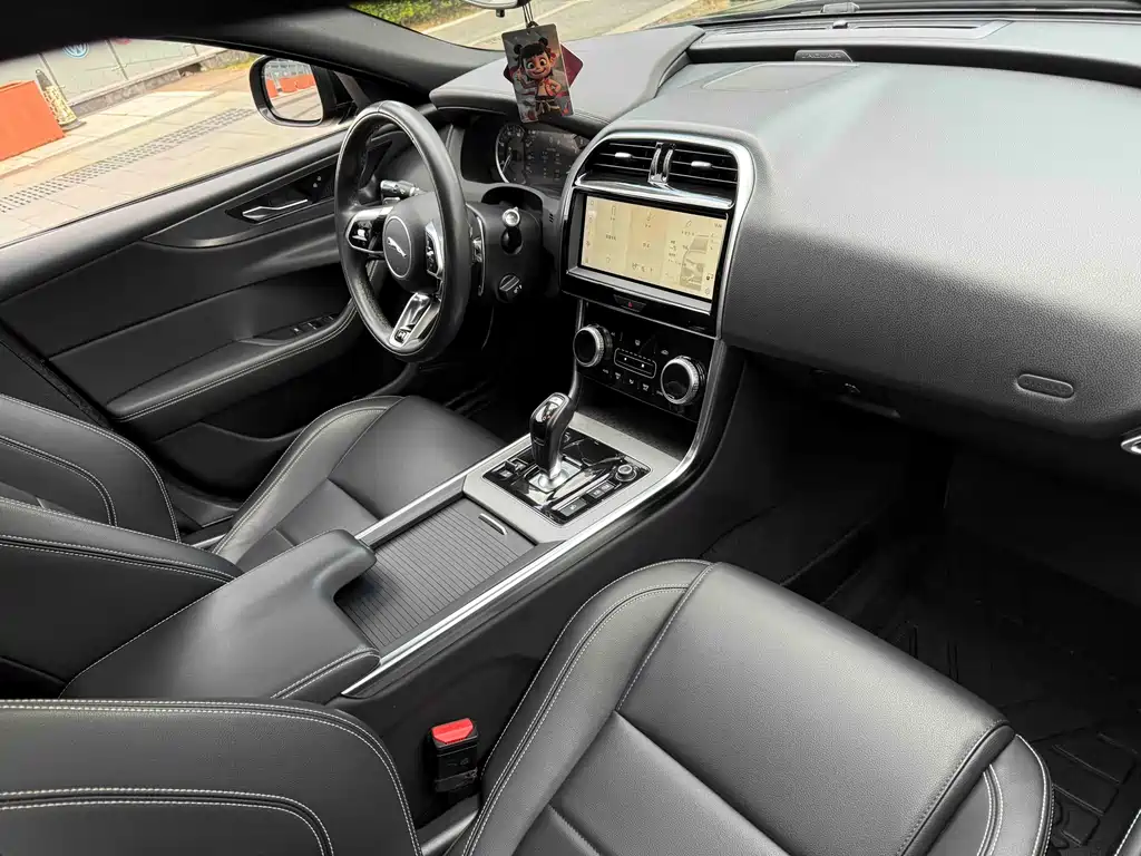 Jaguar Jaguar XEL 2022 2.0T 200PS R-DYNAMIC Youth Sport Edition 2022 - thumbnail 21