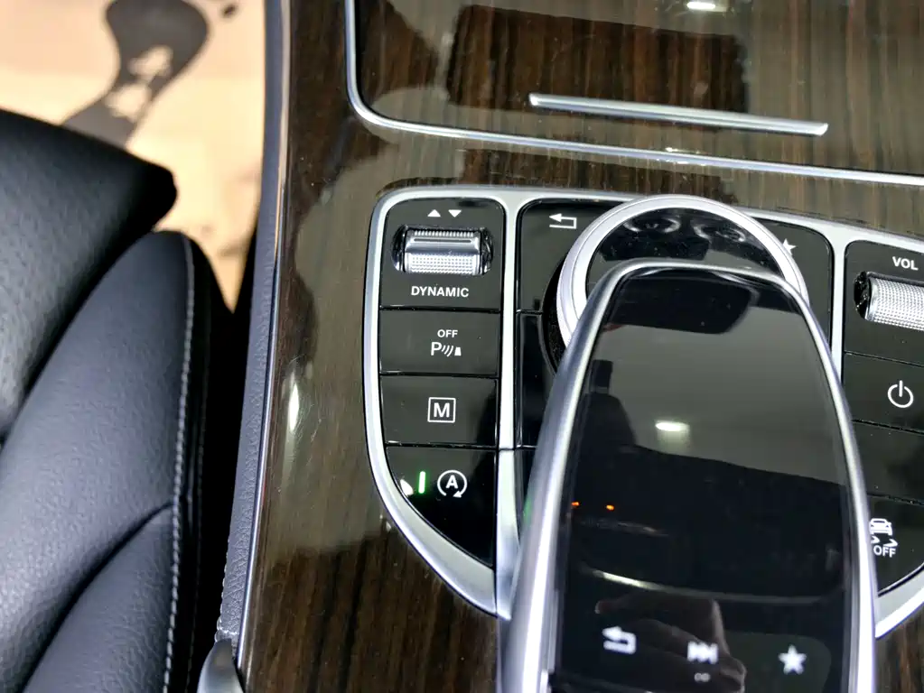 Mercedes-Benz Mercedes-Benz GLC 2018 Facelift GLC 260 4MATIC Sport Edition 2018 - thumbnail 18