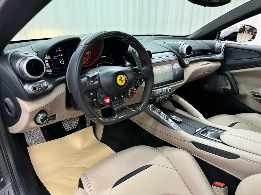 Ferrari Ferrari GTC4Lusso 2016 6.3L V12 2016 - thumbnail 9