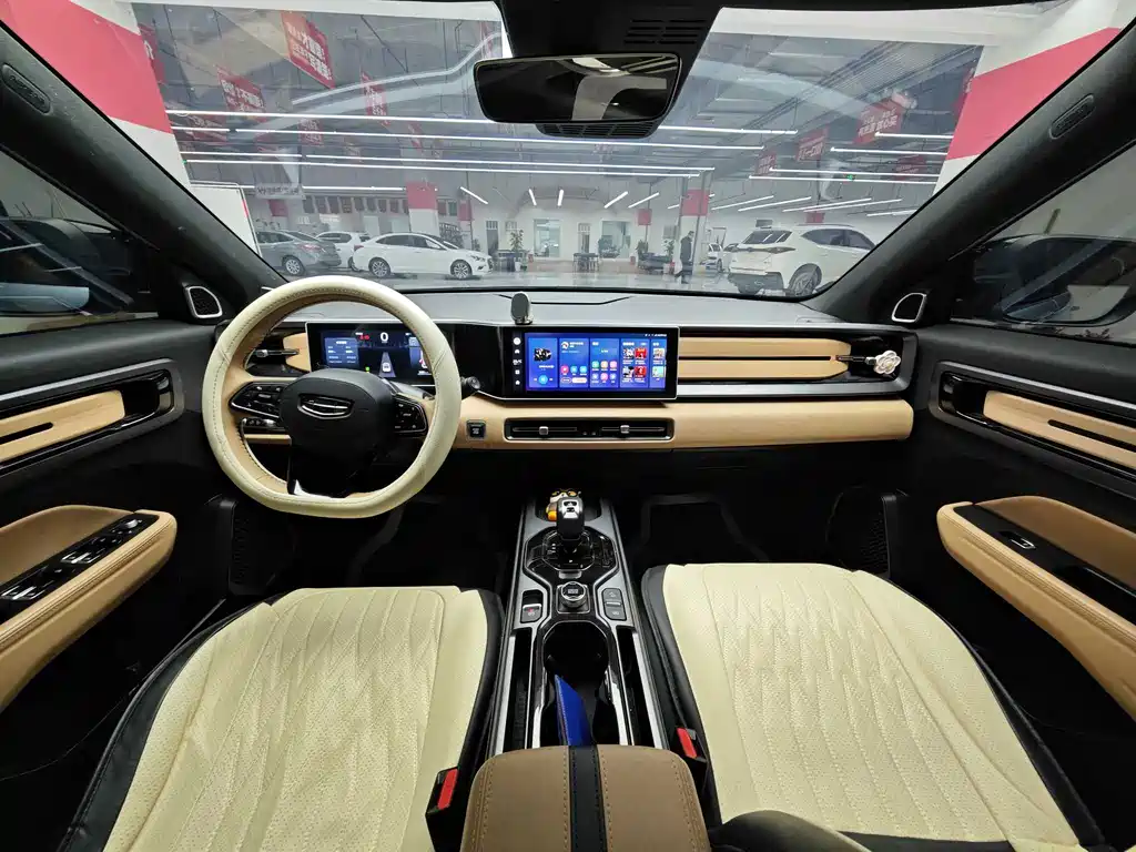 Geely Auto Geely ICON 2023 1.5TD Chocolate Premium Edition 2022 - thumbnail 4