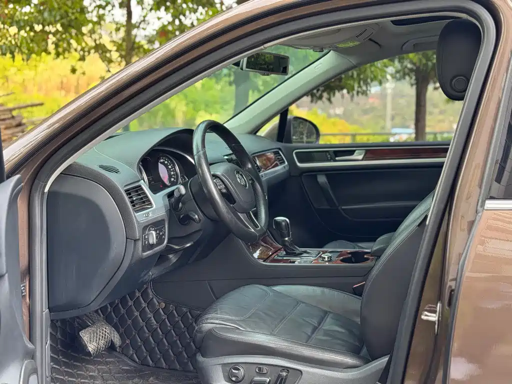 Volkswagen Volkswagen Touareg 2011 3.0 TSI Comfort Line 2013 - thumbnail 5