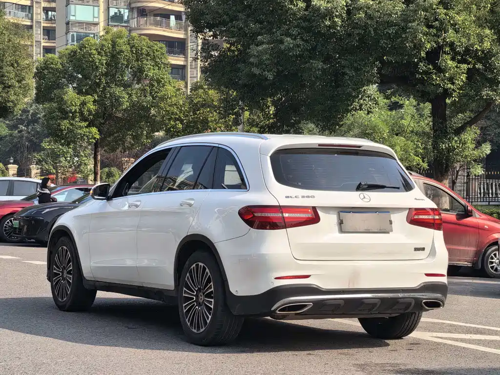 Mercedes-Benz Mercedes-Benz GLC 2018 GLC 260 4MATIC Sport Edition 2018 - thumbnail 18
