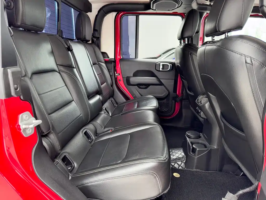 Jeep Gladiator 2022 3.6L Launch Edition 2023 - thumbnail 11