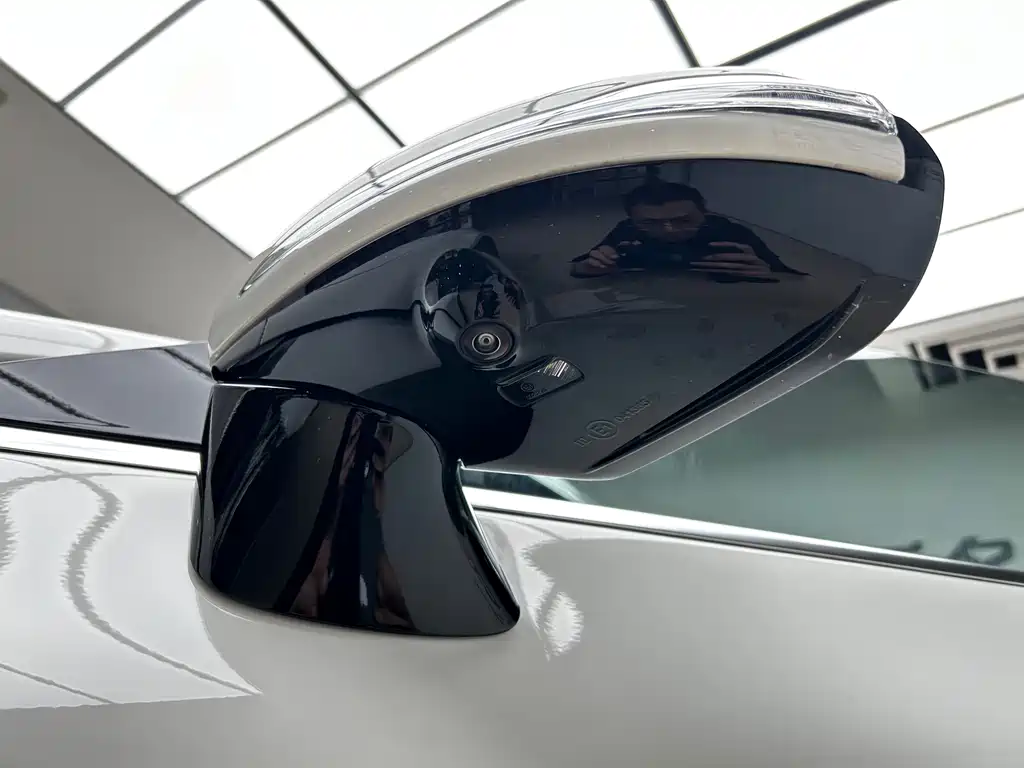 Mercedes-Benz Mercedes-Benz CLS 2023 Facelift CLS 300 AMG Line 2024 - thumbnail 23