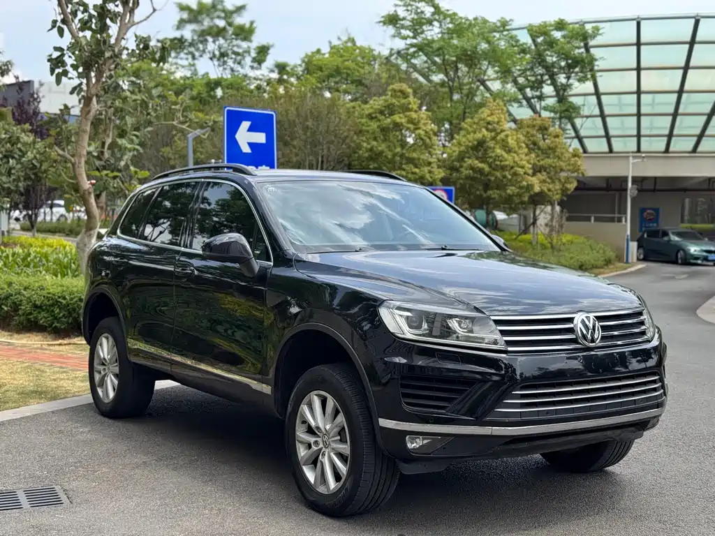 Volkswagen Volkswagen Touareg 2017 3.0TSI Outdoor Edition 2017 - thumbnail 3