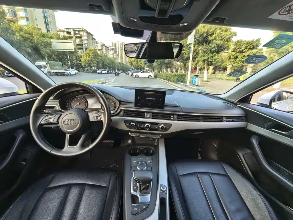 Audi Audi A4L 2019 40 TFSI Progressive Edition China V 2019 - thumbnail 5