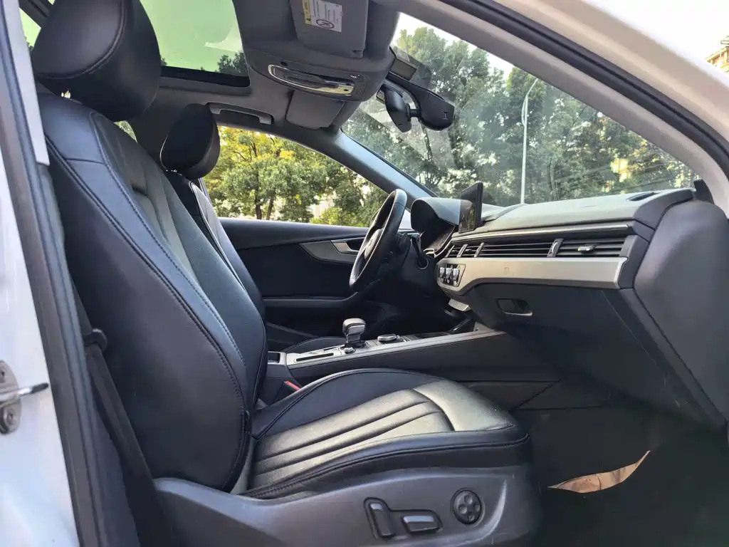 Audi Audi A4L 2019 40 TFSI Progressive Edition China V 2019 - thumbnail 9