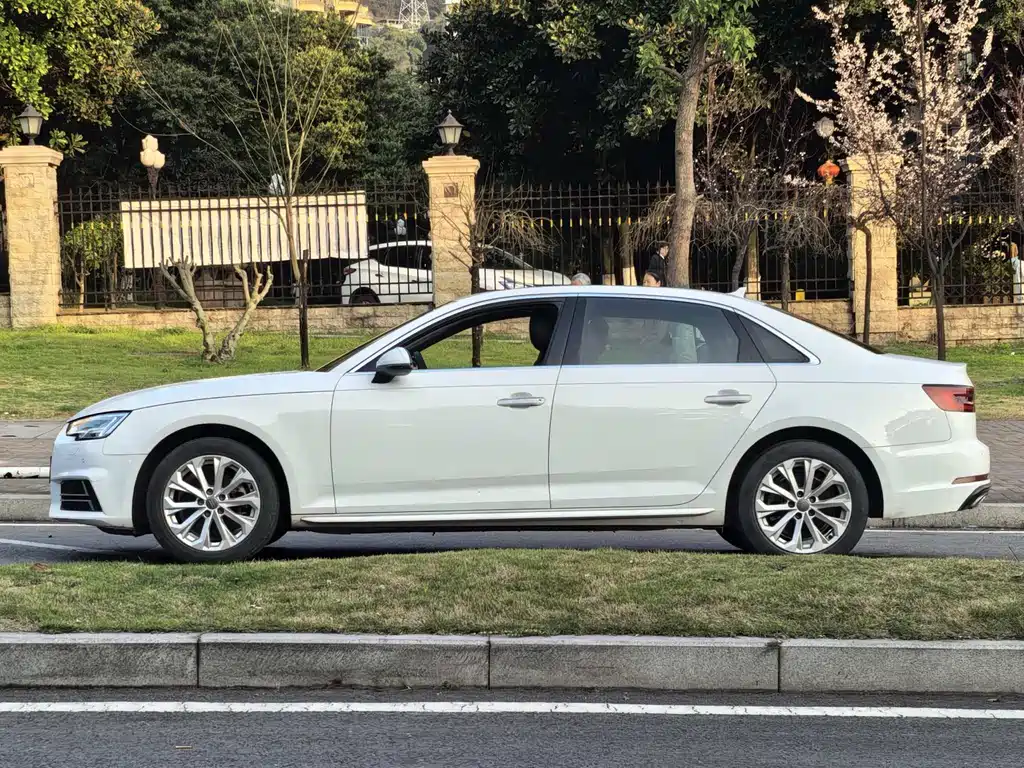 Audi Audi A4L 2019 40 TFSI Progressive Edition China V 2019 - thumbnail 11