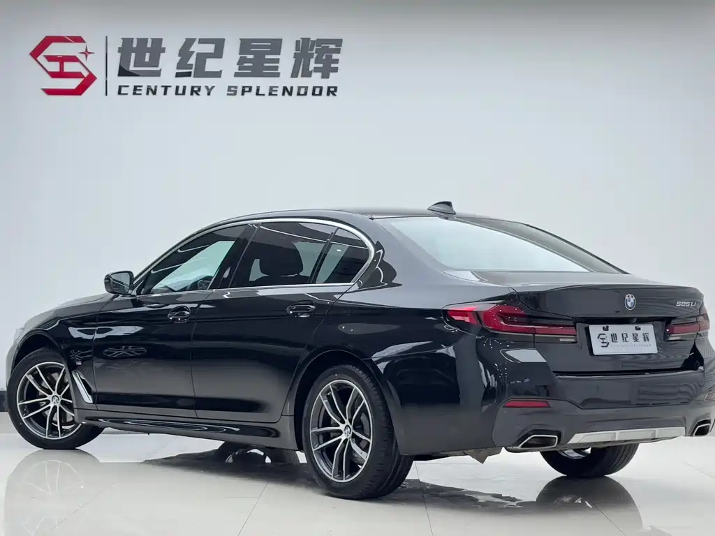 BMW BMW 5 Series 2022 Model Update 2 525Li M Sport Package 2023 - thumbnail 4