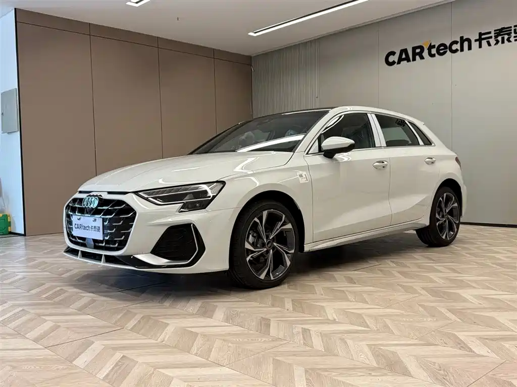 Audi Audi A3 2025 Sportback 35 TFSI Premium Plus 2026 - thumbnail 2