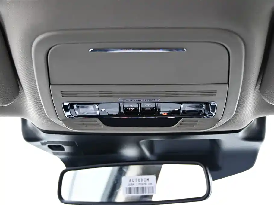 Lincoln Lynx 2024 2.0T AWD Premium Edition 2024 - thumbnail 30