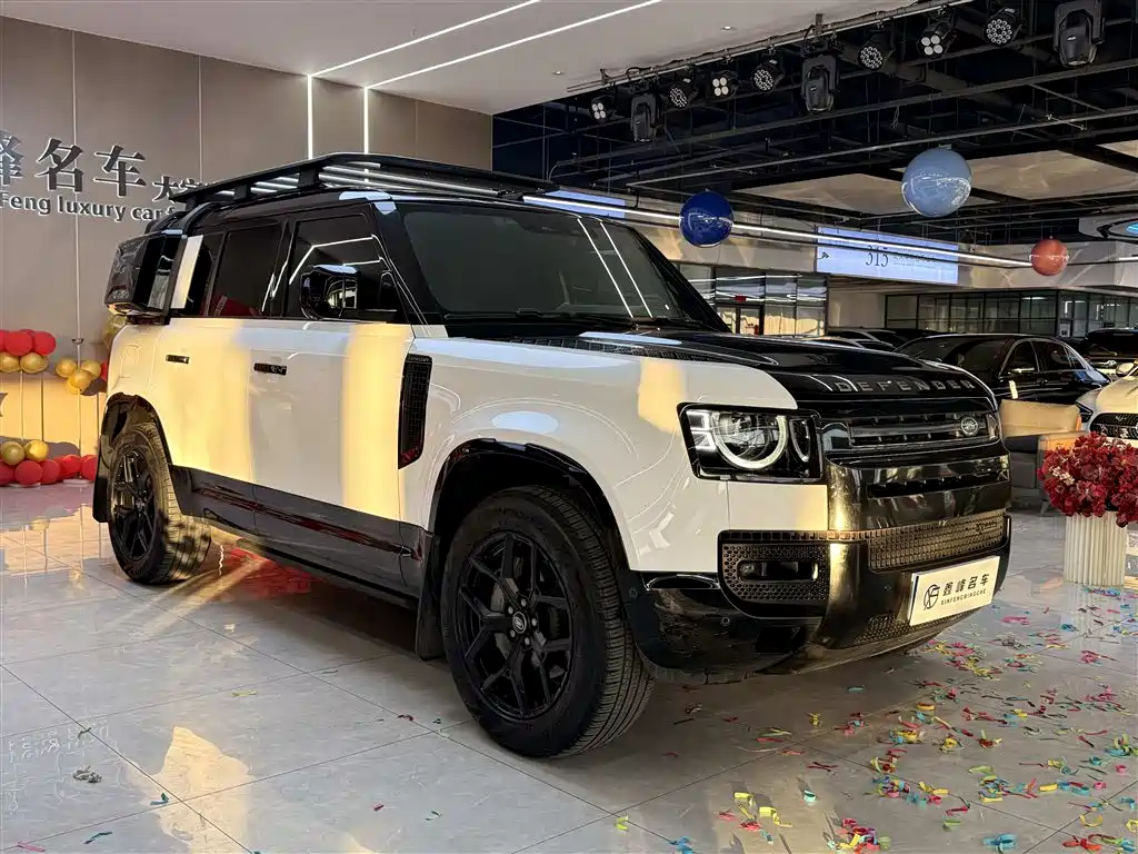 Land Rover Land Rover Defender 2024 110 3.0T P400 X-DYNAMIC HSE 2023 - thumbnail 3