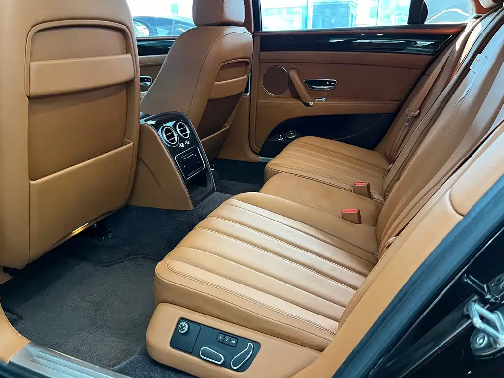 Bentley Bentley Flying Spur 2015 4.0T V8 Standard Edition 2016 - thumbnail 8