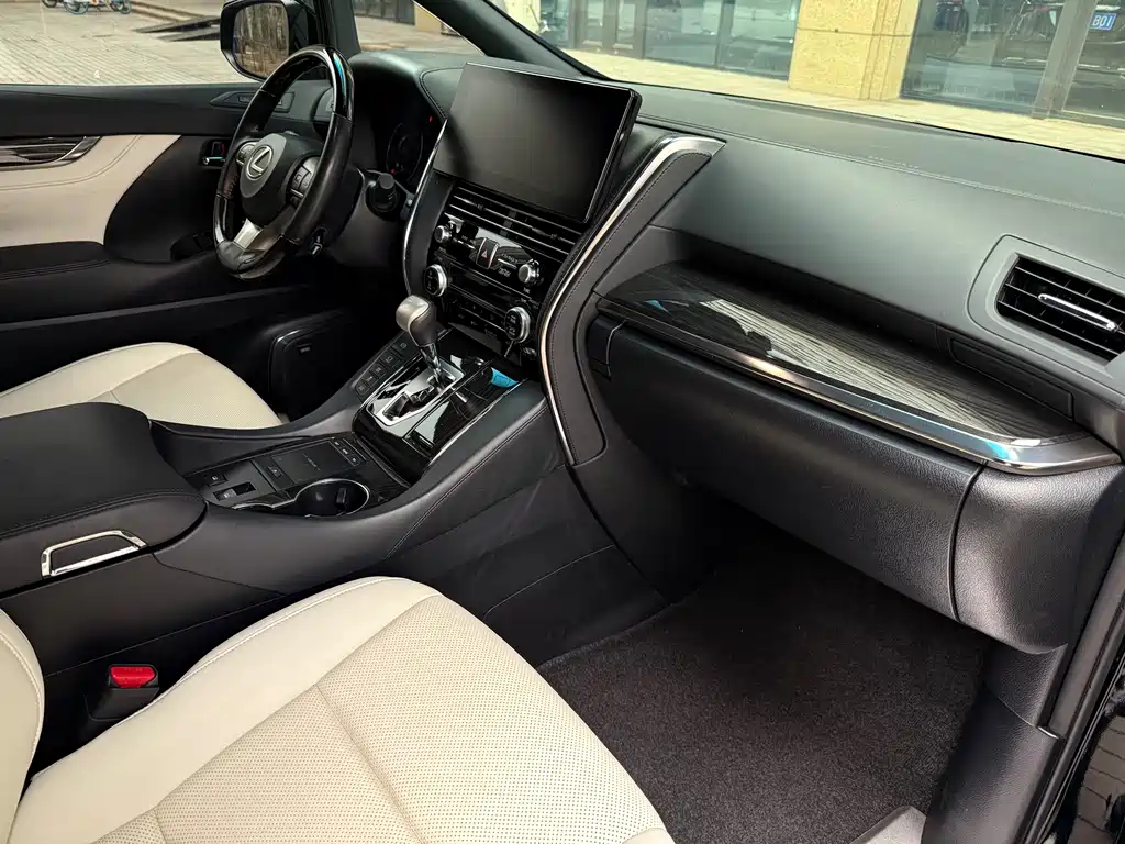 Lexus Lexus LM 300h Four-Seat Executive Version 2020 Model 2022 - thumbnail 9