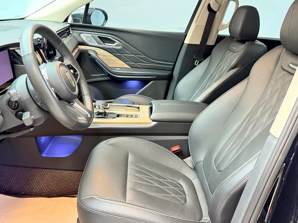 Hongqi Hongqi HS7 2023 2.0T Automatic AWD Flag Enjoyment Edition Six Seats 2023 - thumbnail 8