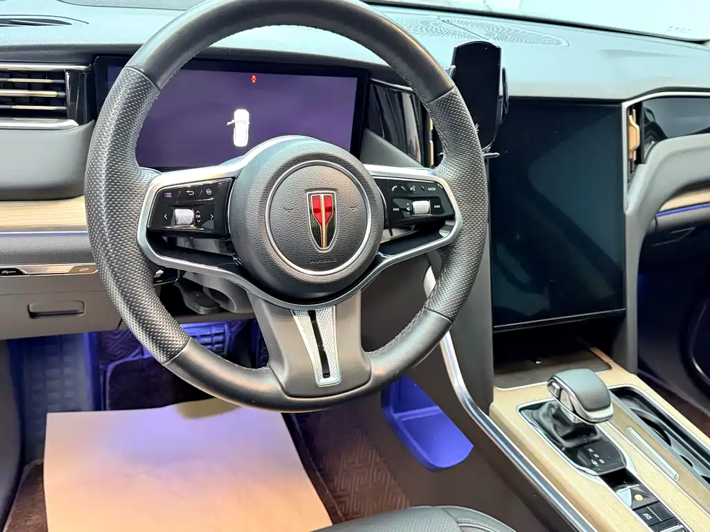 Hongqi Hongqi HS7 2023 2.0T Automatic AWD Flag Enjoyment Edition Six Seats 2023 - thumbnail 9