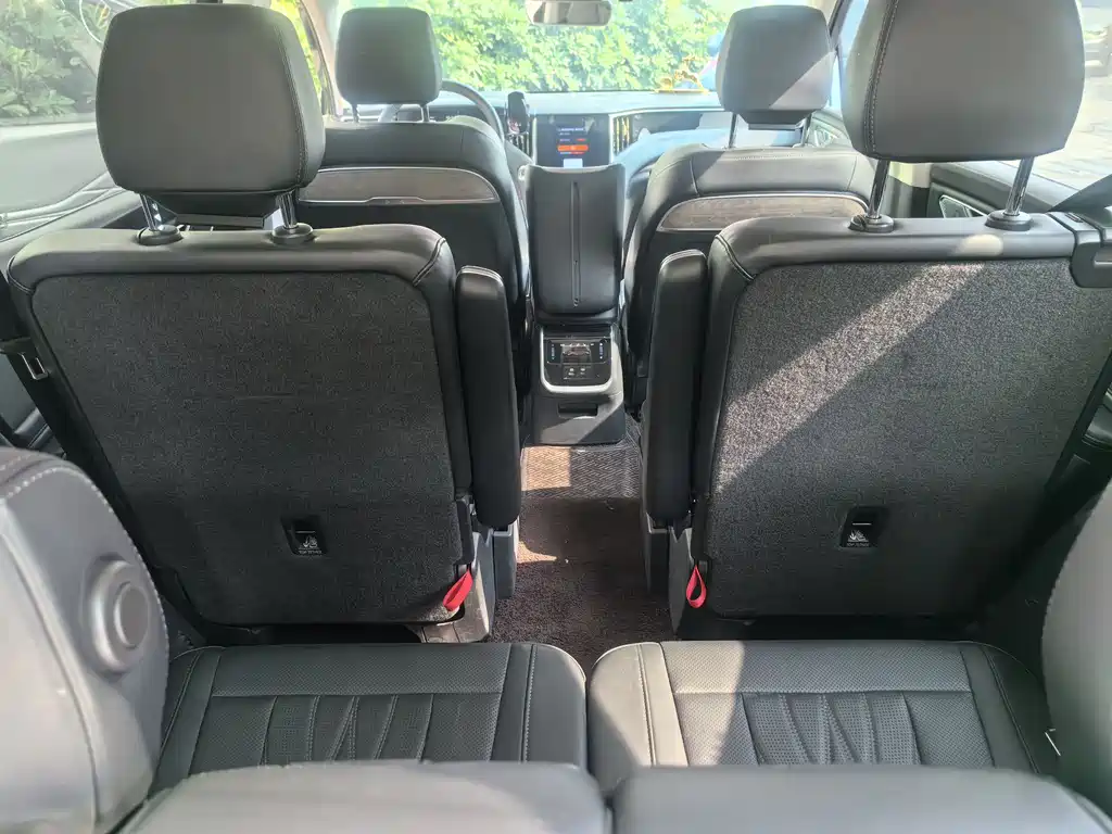 Hongqi Hongqi HS7 2023 2.0T Automatic AWD Flag Enjoyment Edition Six Seats 2023 - thumbnail 14