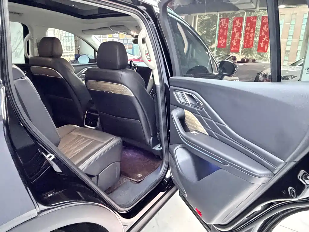 Hongqi Hongqi HS7 2023 2.0T Automatic AWD Flag Enjoyment Edition Six Seats 2023 - thumbnail 18