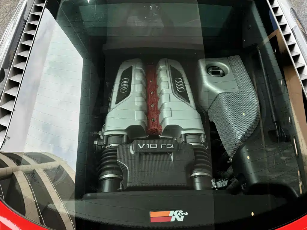 Audi Audi R8 2010 5.2 FSI quattro 2011 - thumbnail 6