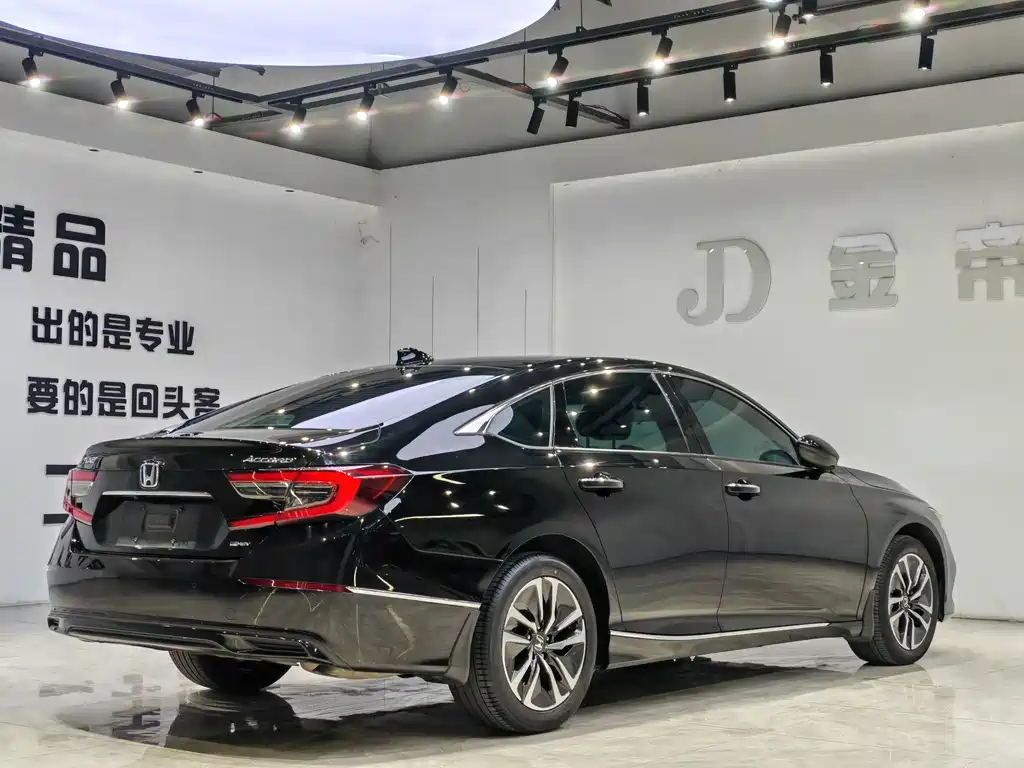 Honda Honda Accord 2022 Hybrid 2.0L Sharp Edition 2023 - thumbnail 6