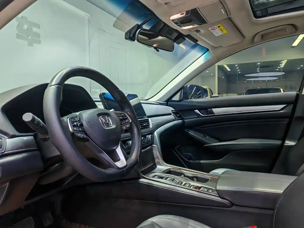 Honda Honda Accord 2022 Hybrid 2.0L Sharp Edition 2023 - thumbnail 8
