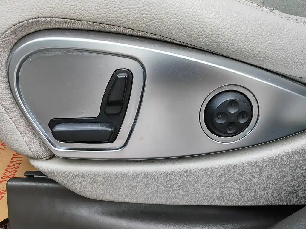 Mercedes-Benz Mercedes-Benz R-Class 2011 R 300 L Luxury 2012 - thumbnail 12