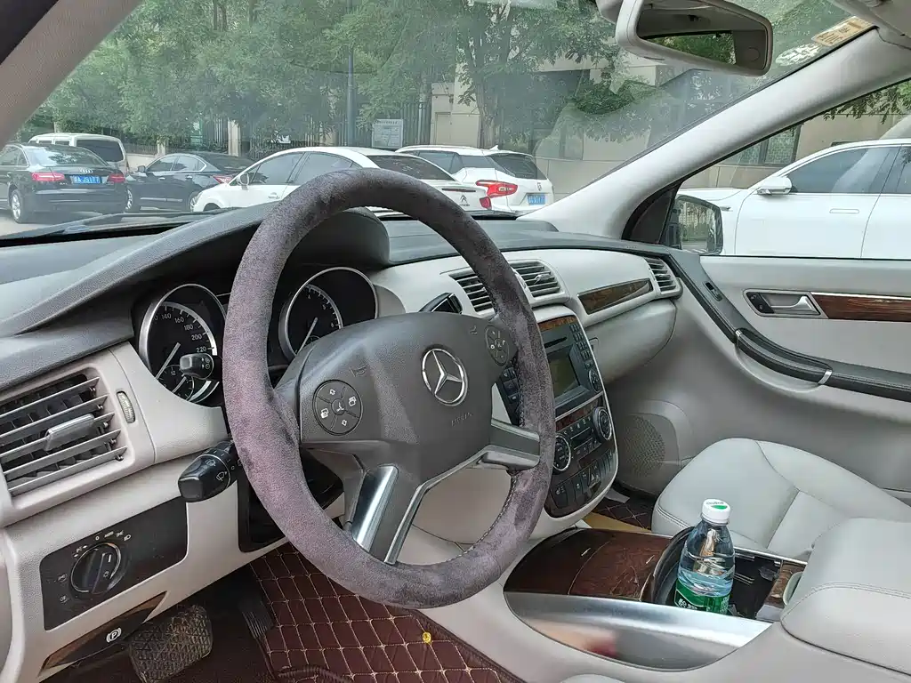 Mercedes-Benz Mercedes-Benz R-Class 2011 R 300 L Luxury 2012 - thumbnail 13