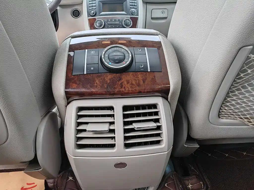 Mercedes-Benz Mercedes-Benz R-Class 2011 R 300 L Luxury 2012 - thumbnail 14