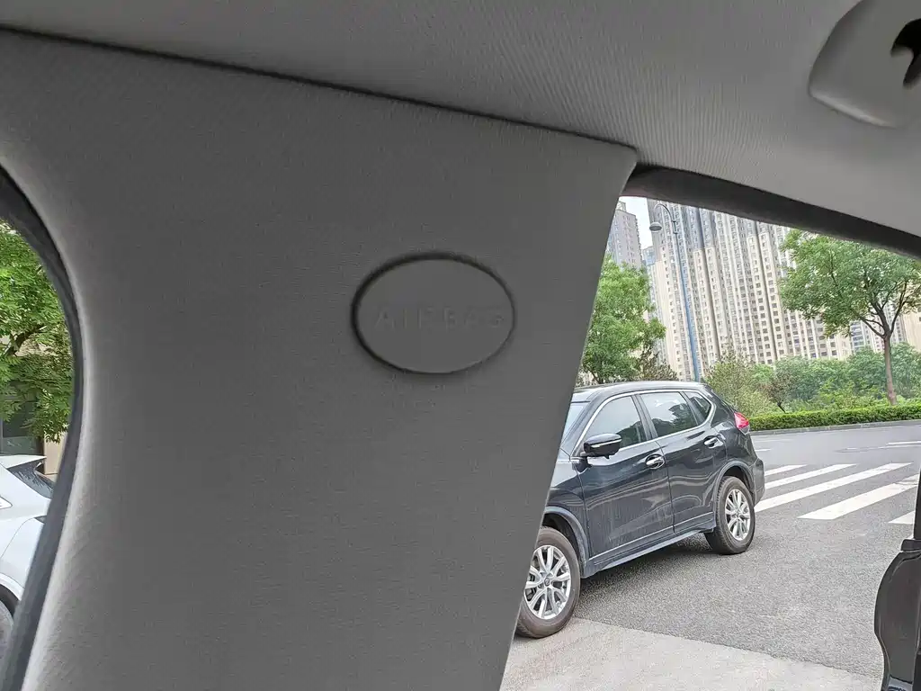 Mercedes-Benz Mercedes-Benz R-Class 2011 R 300 L Luxury 2012 - thumbnail 30