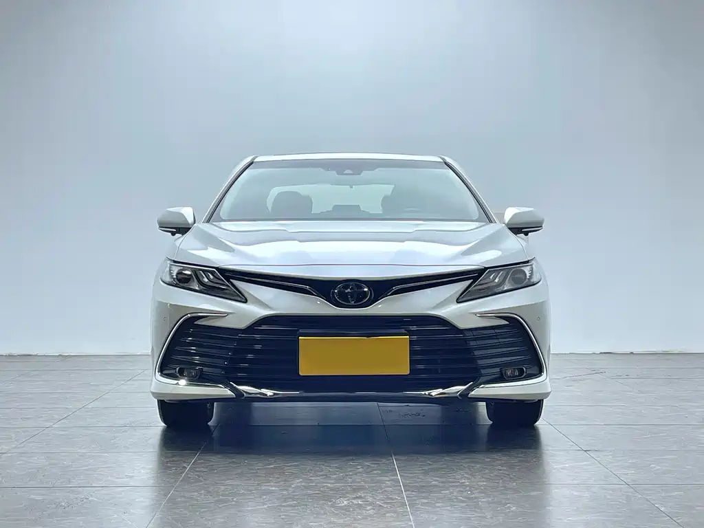 Toyota Camry 2023 2.0G Luxury Edition 2023 - thumbnail 2