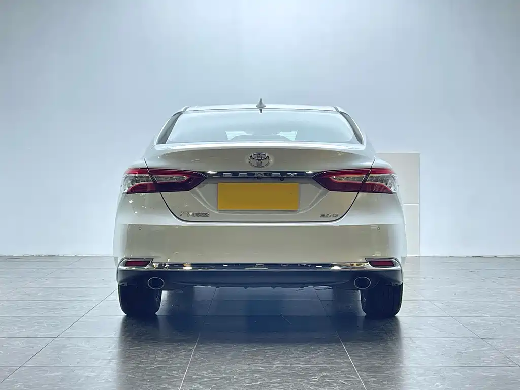 Toyota Camry 2023 2.0G Luxury Edition 2023 - thumbnail 4