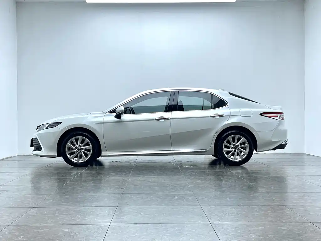 Toyota Camry 2023 2.0G Luxury Edition 2023 - thumbnail 5