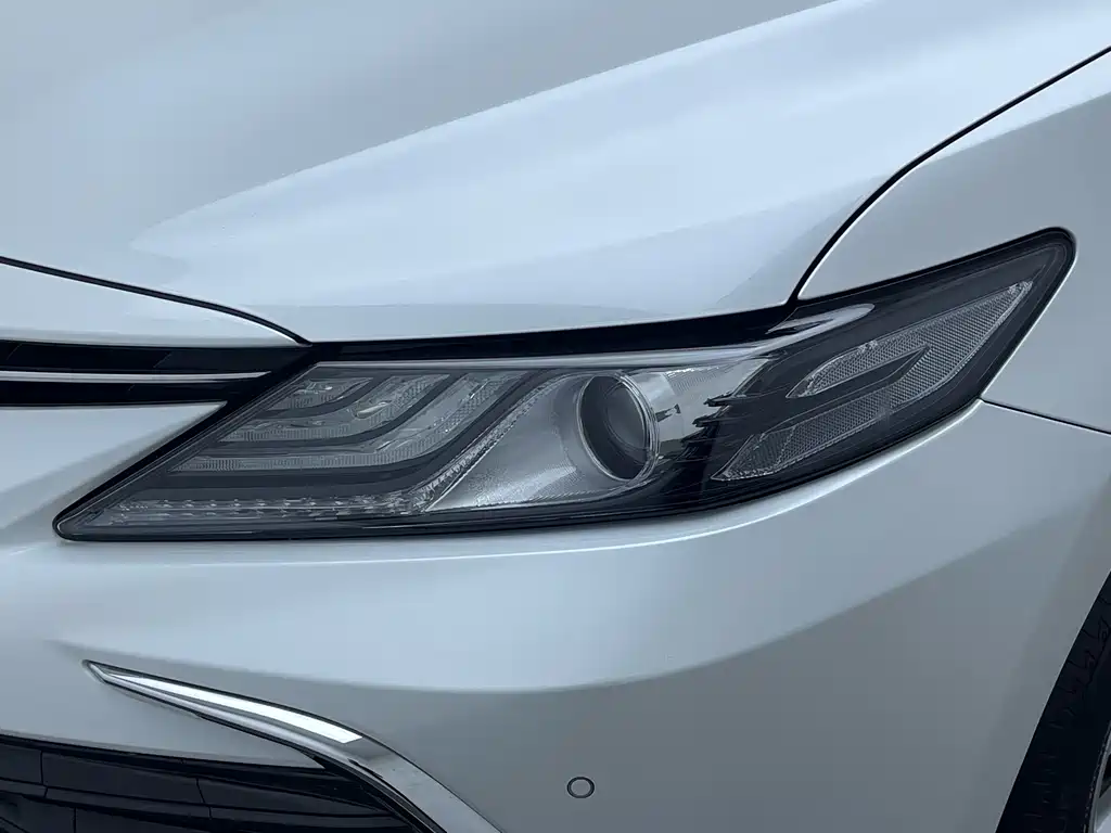 Toyota Camry 2023 2.0G Luxury Edition 2023 - thumbnail 8