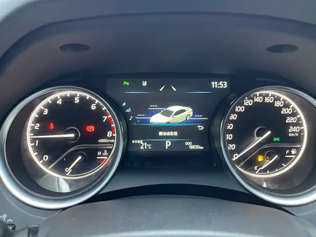 Toyota Camry 2023 2.0G Luxury Edition 2023 - thumbnail 13