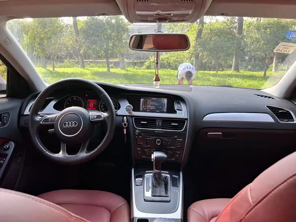 Audi Audi A4L 2012 2.0 TFSI Automatic Comfort Model 2012 - thumbnail 11