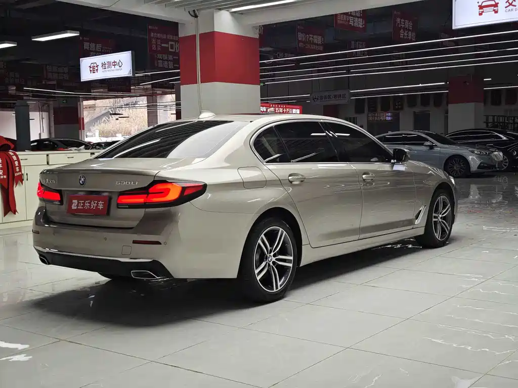BMW BMW 5 Series 2023 530Li Leading Model Luxury Package 2023 - thumbnail 3