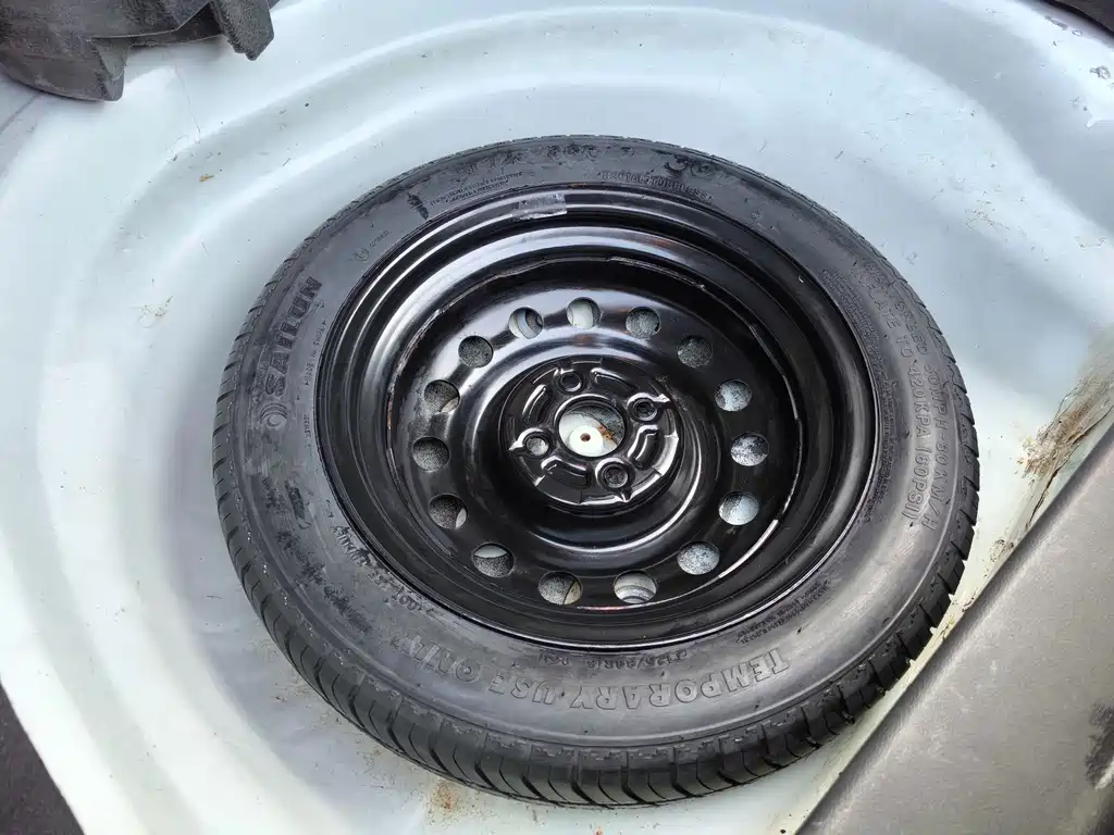 Geely Auto Geely Emgrand 2019 Upgrade Edition 1.5L CVT Luxury Model China VI 2019 - thumbnail 11