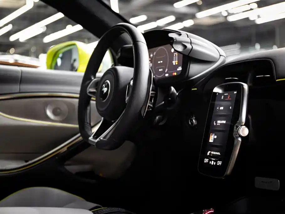 McLaren McLaren Artura 2023 3.0T Hybrid Standard 2023 - thumbnail 14