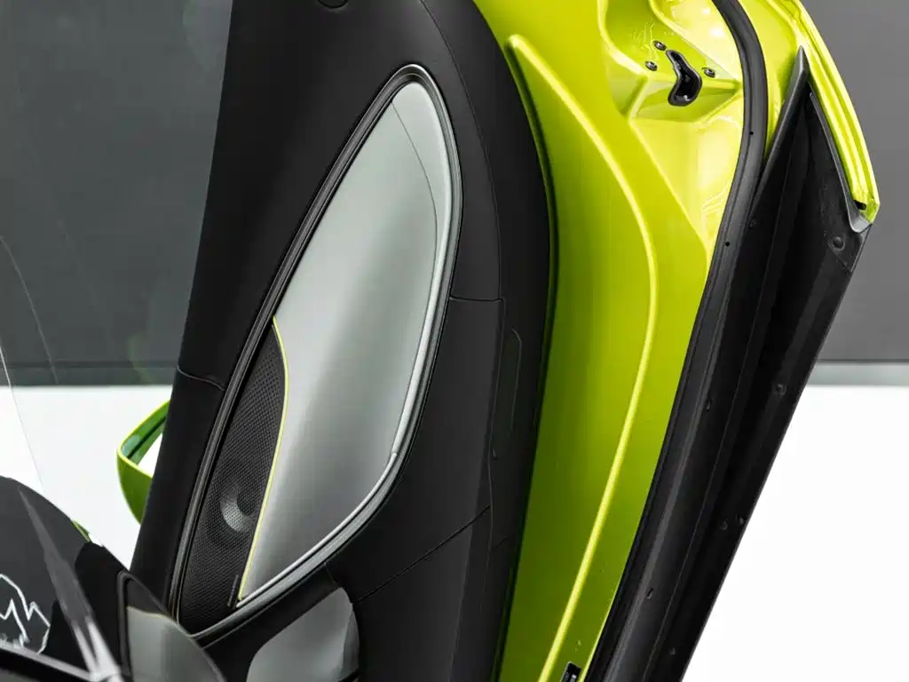 McLaren McLaren Artura 2023 3.0T Hybrid Standard 2023 - thumbnail 15