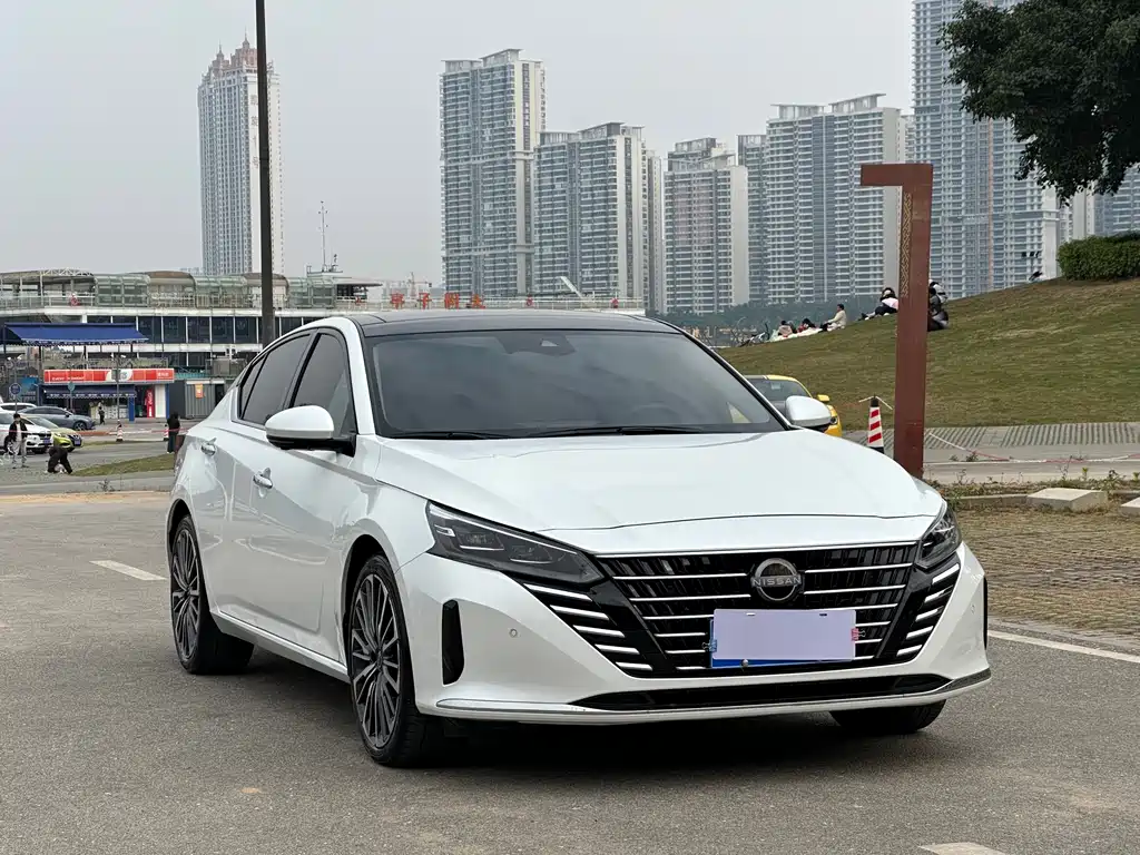 Nissan Nissan Altima 2022 2.0T XL Premium Edition 2024 - thumbnail 3