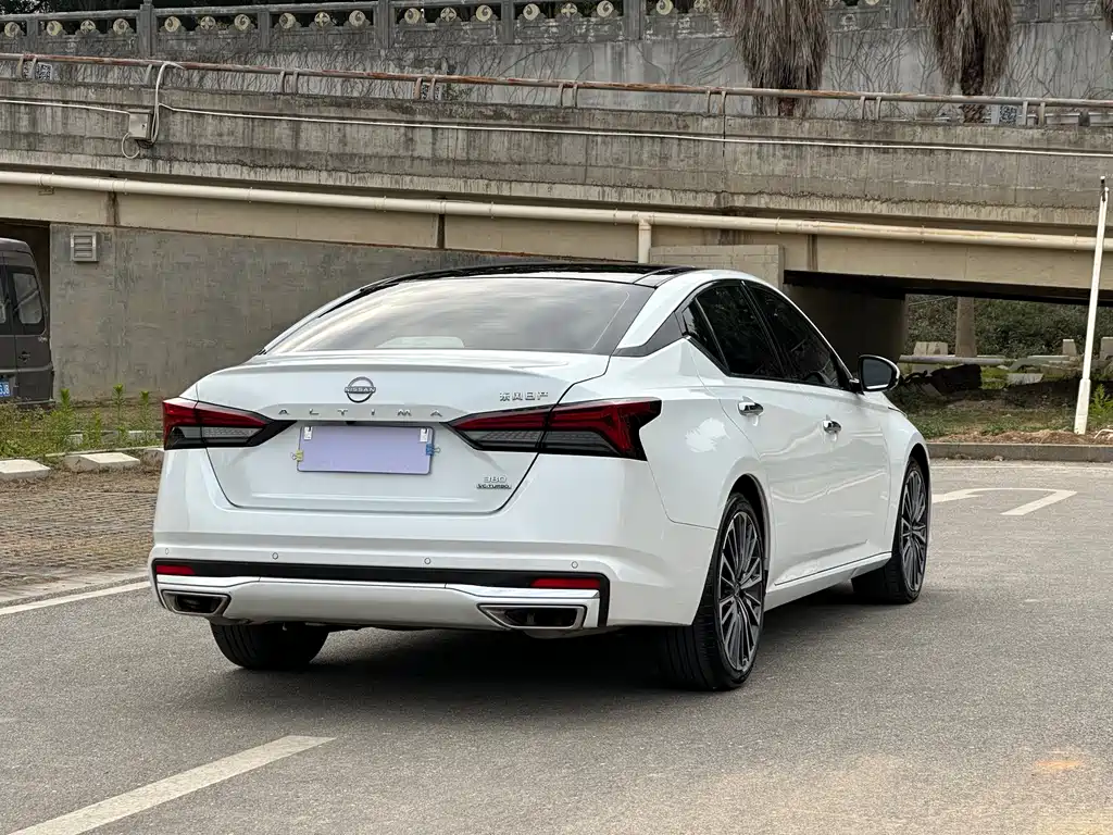 Nissan Nissan Altima 2022 2.0T XL Premium Edition 2024 - thumbnail 6