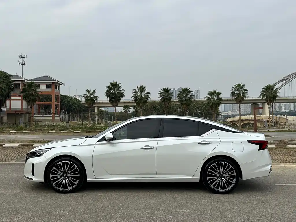 Nissan Nissan Altima 2022 2.0T XL Premium Edition 2024 - thumbnail 16