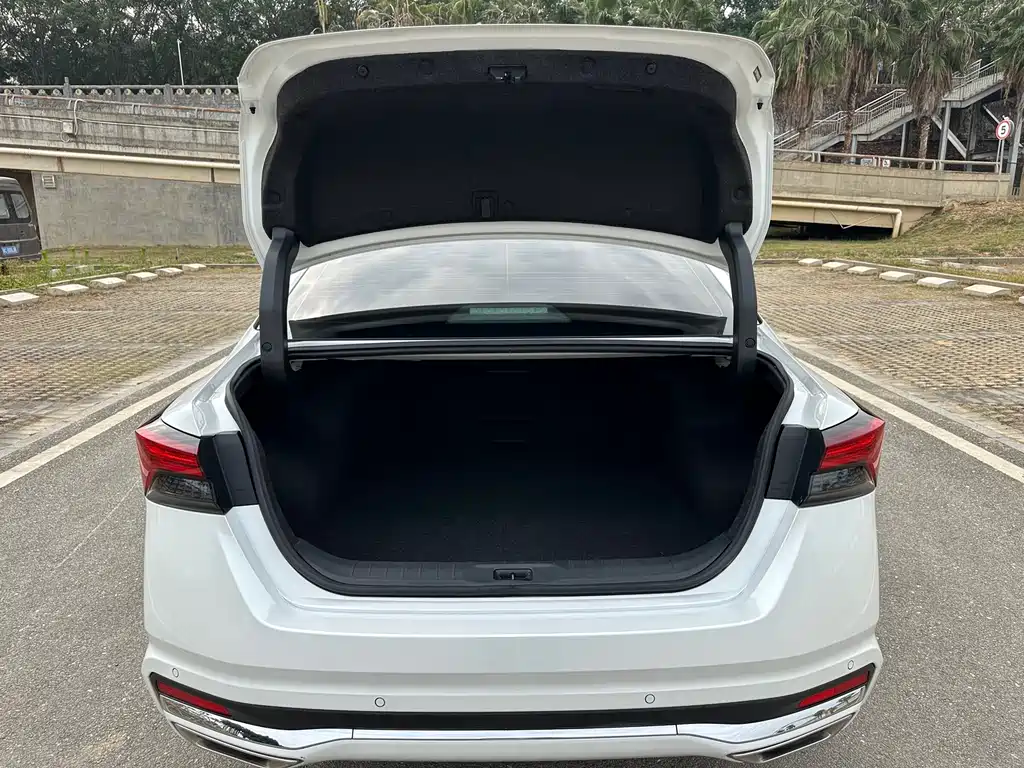 Nissan Nissan Altima 2022 2.0T XL Premium Edition 2024 - thumbnail 20
