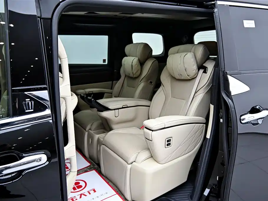 Toyota Alphard 2024 Crown Hybrid 2.5L Executive Premium Version 2026 - thumbnail 12