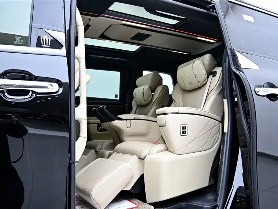 Toyota Alphard 2024 Crown Hybrid 2.5L Executive Premium Version 2026 - thumbnail 15