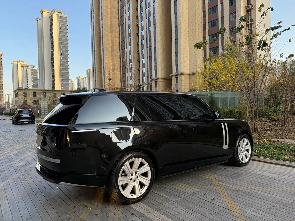 Land Rover Range Rover 2024 3.0 L6 400PS Autobiography Long Wheelbase 2024 - thumbnail 5