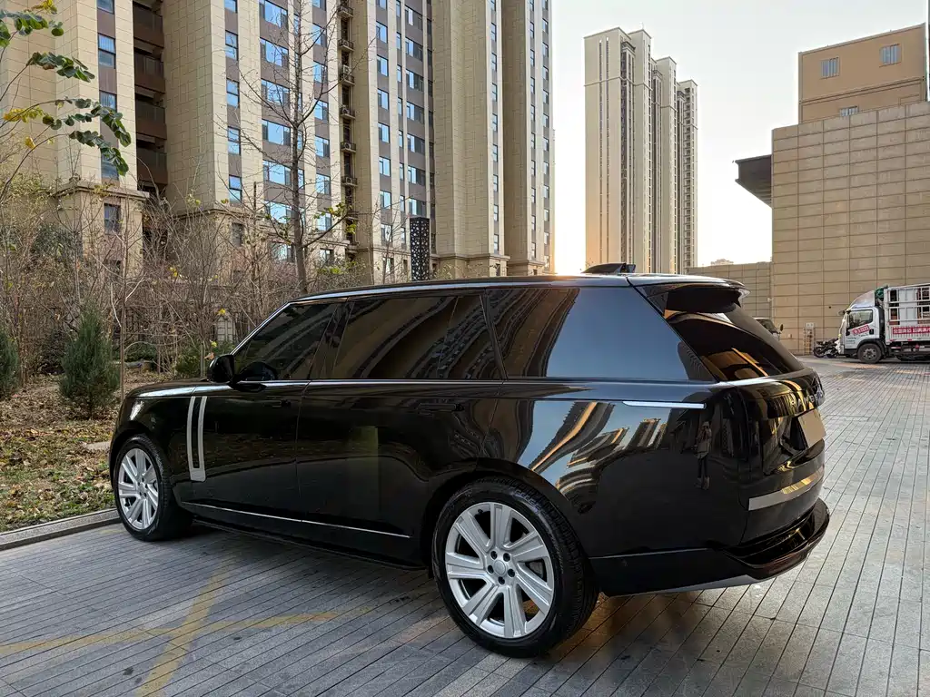 Land Rover Range Rover 2024 3.0 L6 400PS Autobiography Long Wheelbase 2024 - thumbnail 7