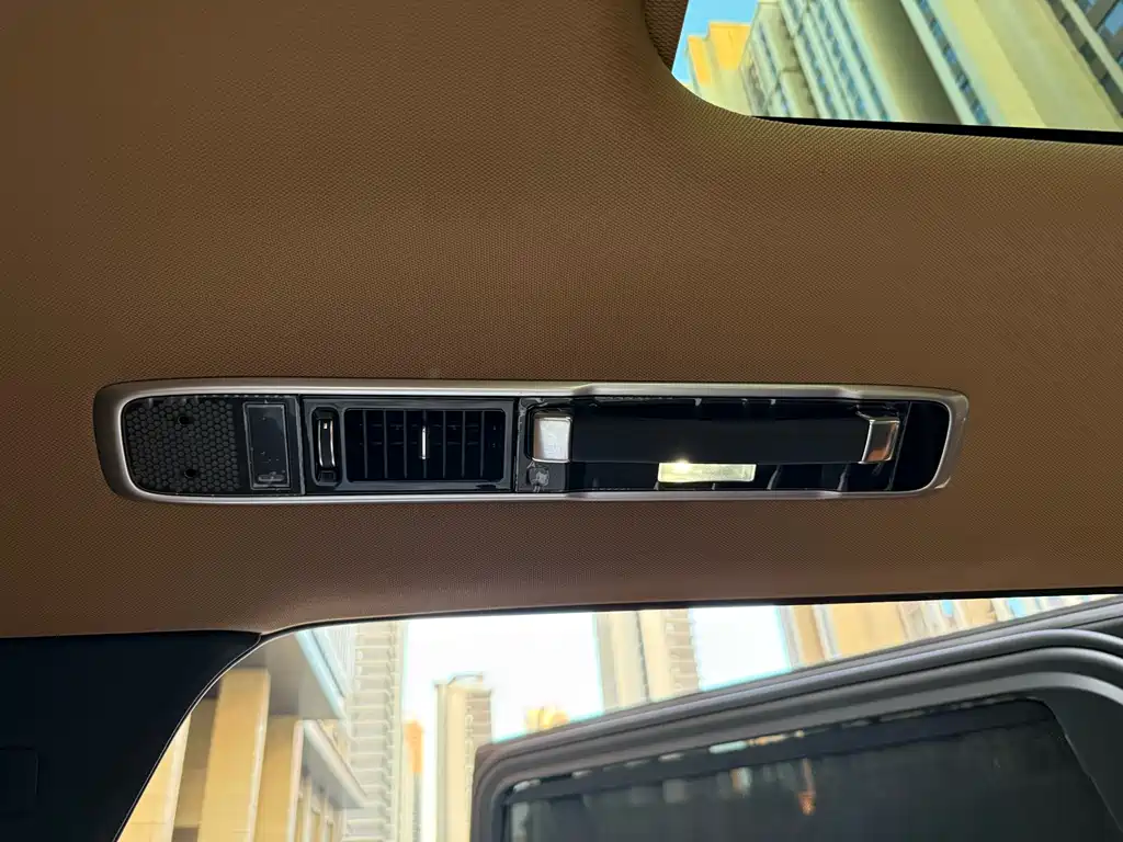 Land Rover Range Rover 2024 3.0 L6 400PS Autobiography Long Wheelbase 2024 - thumbnail 16