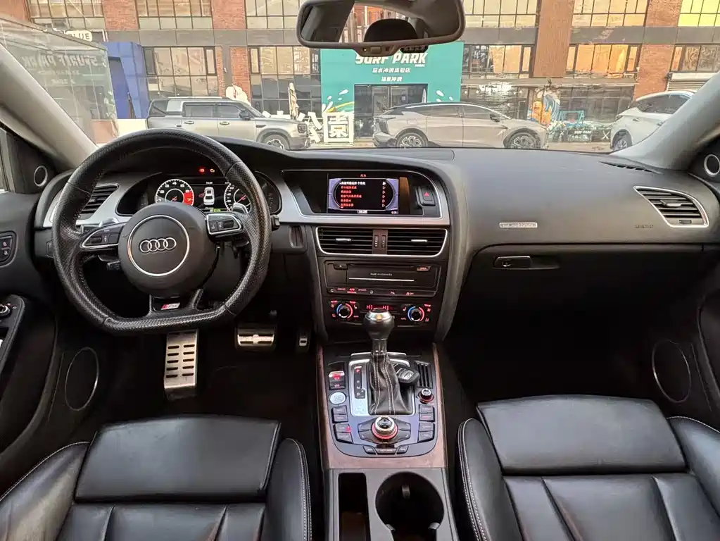 Audi Audi S5 2012 S5 3.0T Sportback 2012 - thumbnail 5