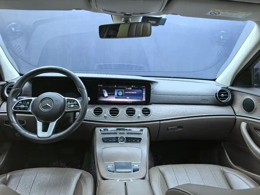 Mercedes-Benz Mercedes-Benz E-Class 2020 Model Year Facelift E 300 L Fashion Edition 2020 - thumbnail 15